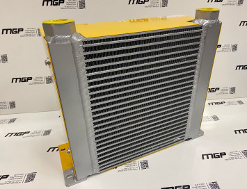 Маслоохладитель AH1012T