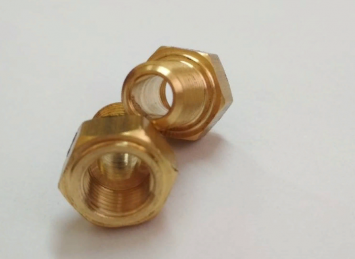 Фитинг 2530 1/8-M10x1,0